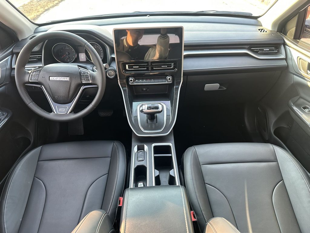 Haval M6 2021 модельный год PLUS 1.5T DCT Комплектация «Luxury Smart Connect» - AUTO STAR