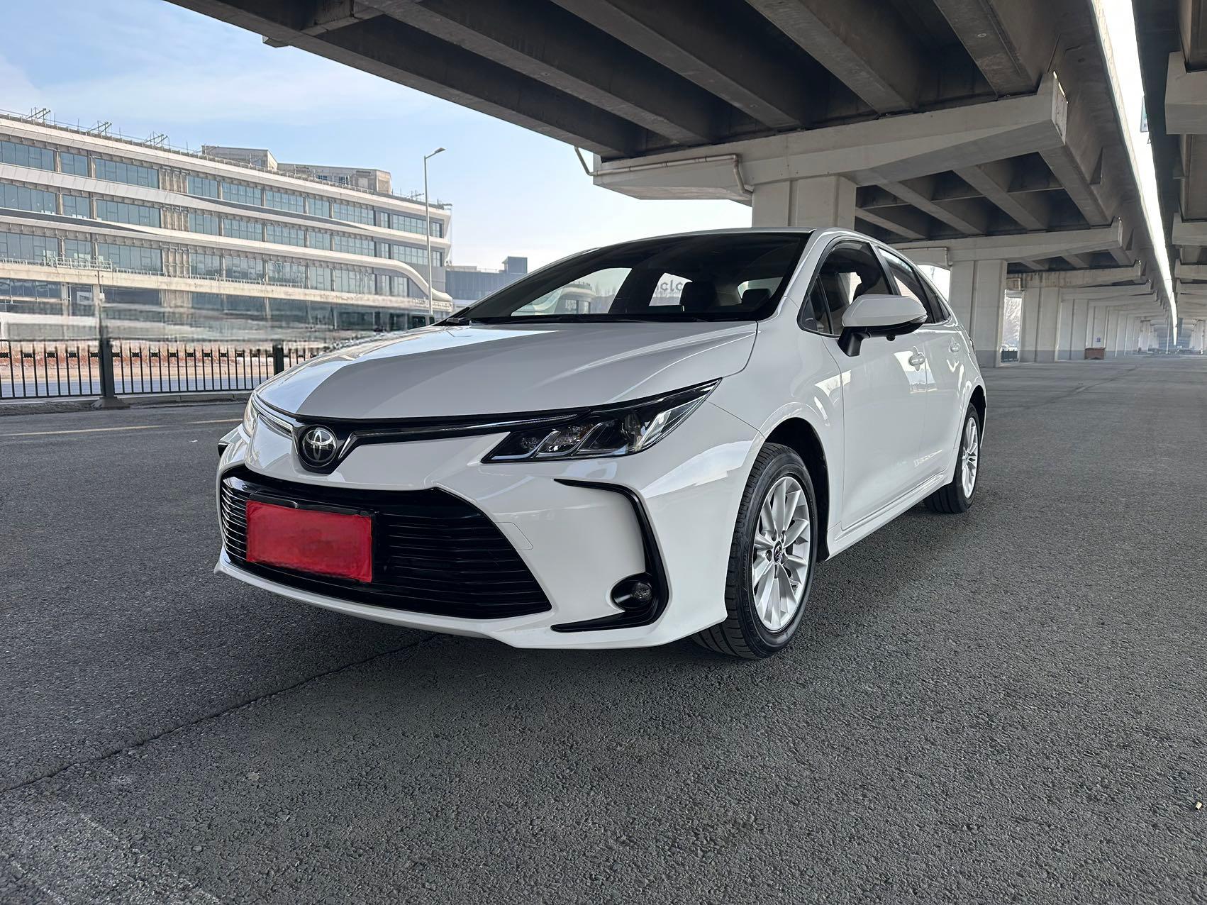 Toyota Corolla,  2021 г. выпуска, 1.2T S-CVT Elite PLUS