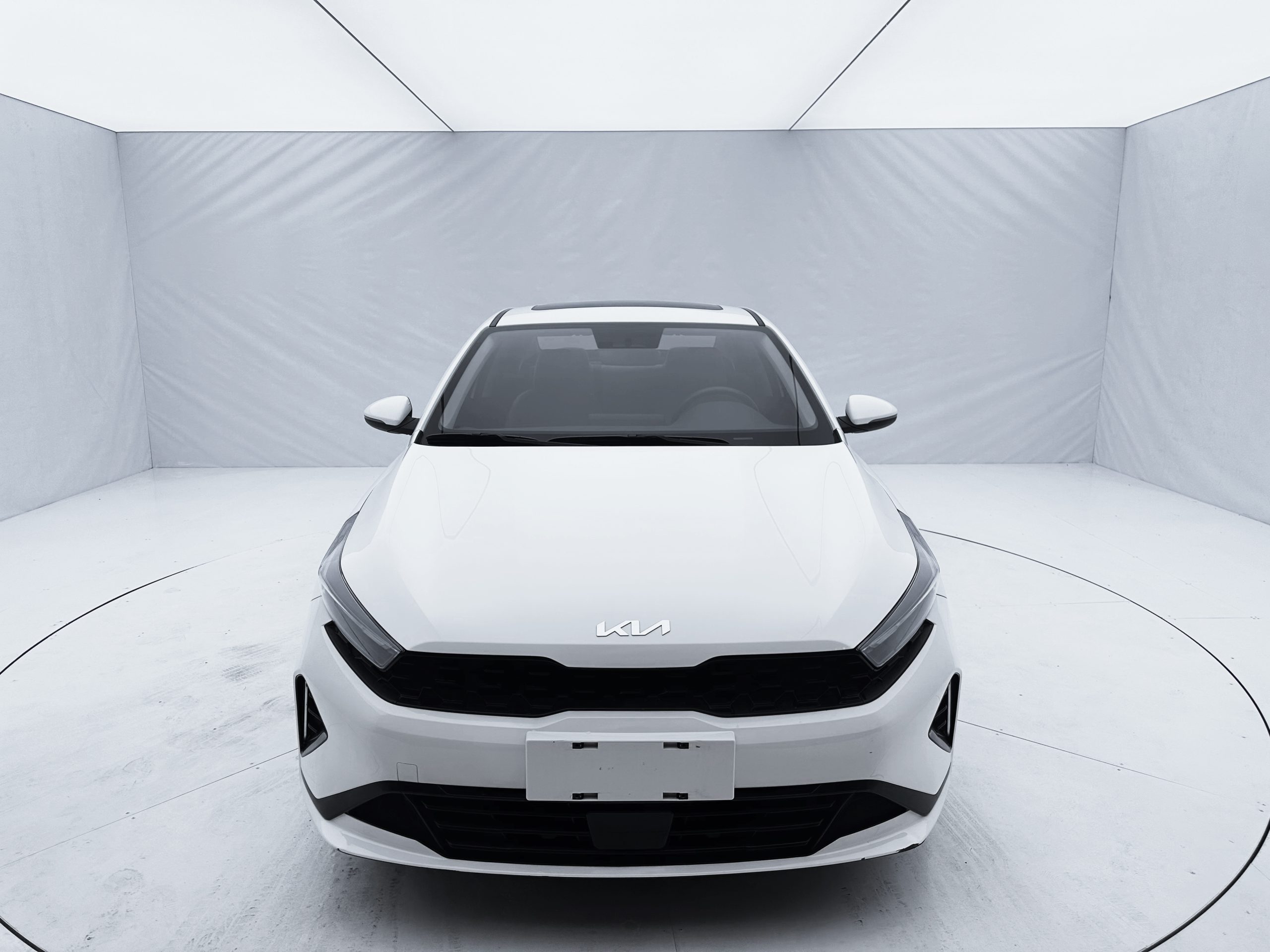 Kia K3,  2023 модельный год, 1,5 л, CVT, версия «Люкс»