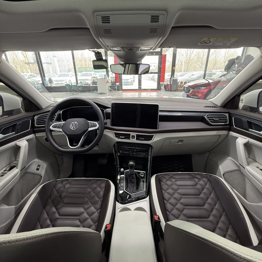 Volkswagen TAYRON, 2023 модельный год, 280TSI, передний привод, версия «Luxury Plus Advanced» - AUTO STAR