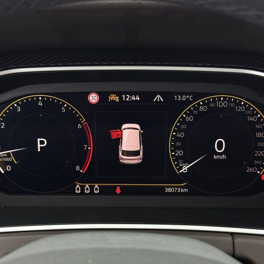 Volkswagen TAYRON, 2023 модельный год, 280TSI, передний привод, версия «Luxury Plus Advanced» - AUTO STAR