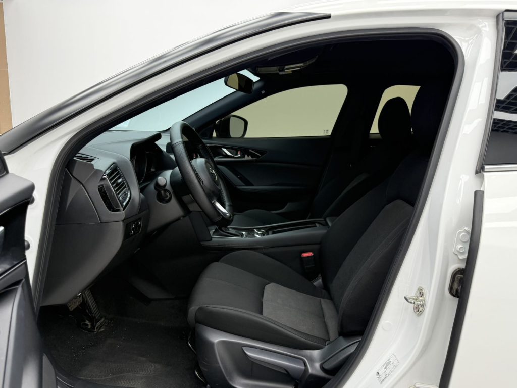 Mazda CX-4 2021 года выпуска, версия «Blue Sky Vitality» - AUTO STAR