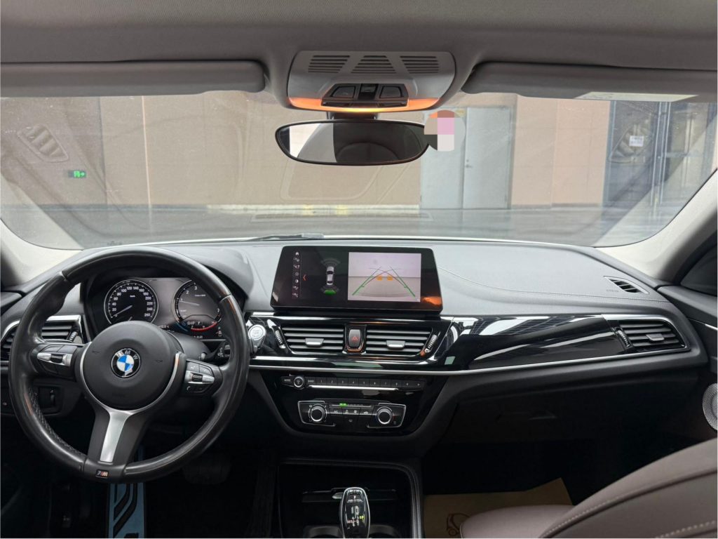 BMW 1 серии 2022 года, белый, 120i M Sport Night Edition - AUTO STAR