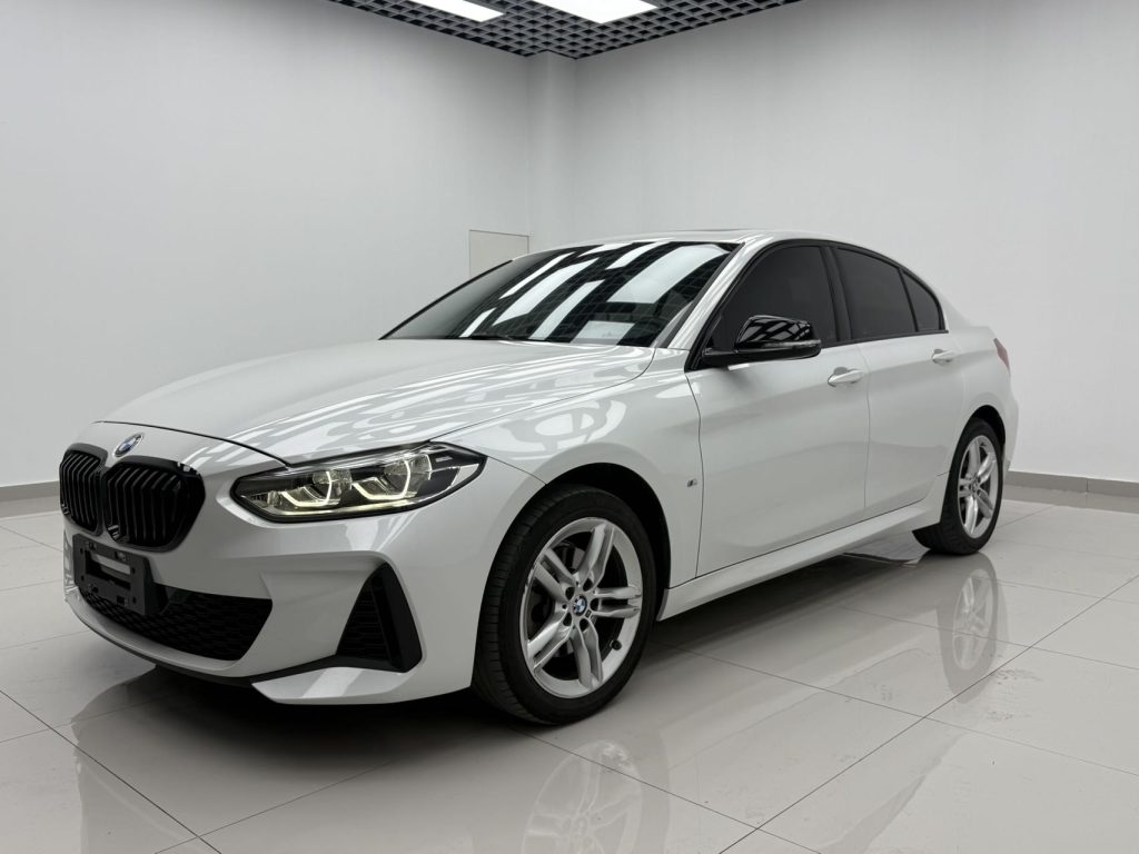 BMW 1 серии 2022 года, белый, 120i M Sport Night Edition - AUTO STAR