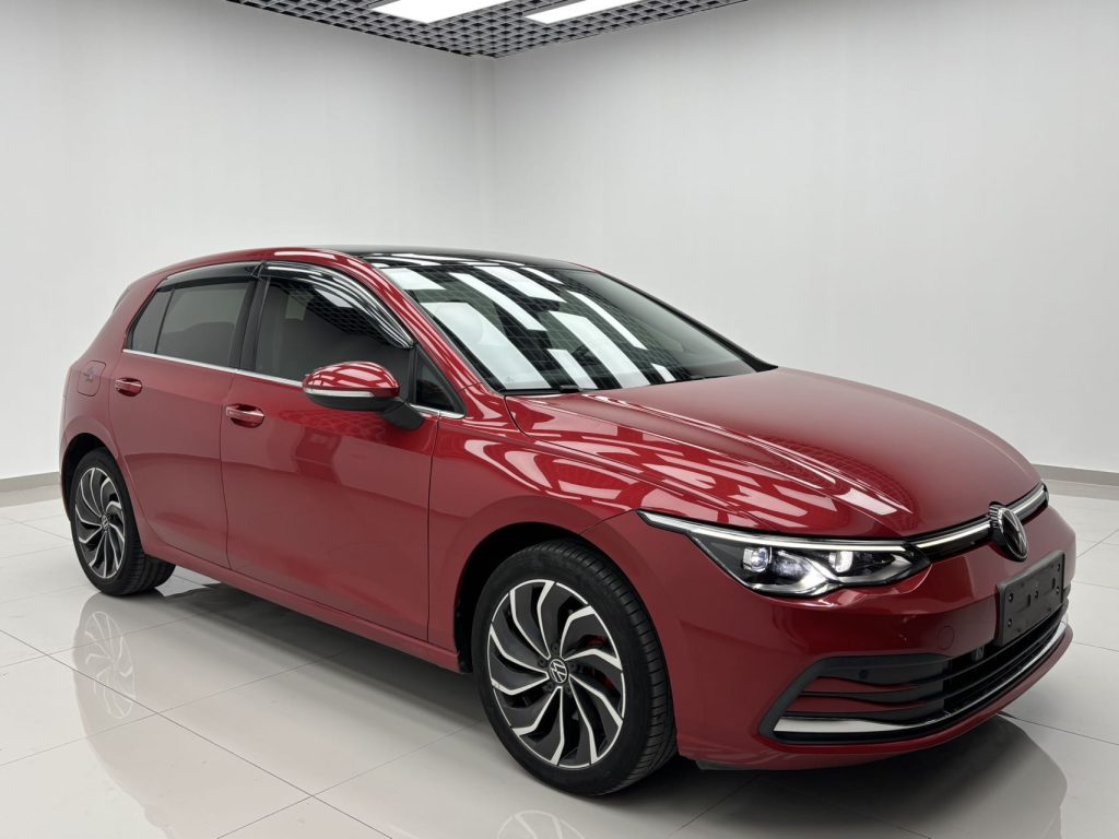 Volkswagen Golf 2023 года, обновленная версия 280TSI DSG PRO - AUTO STAR