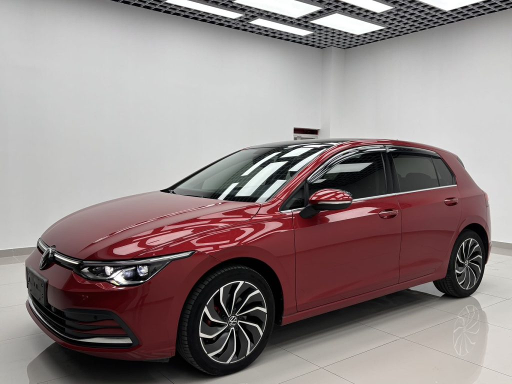 Volkswagen Golf 2023 года, обновленная версия 280TSI DSG PRO - AUTO STAR