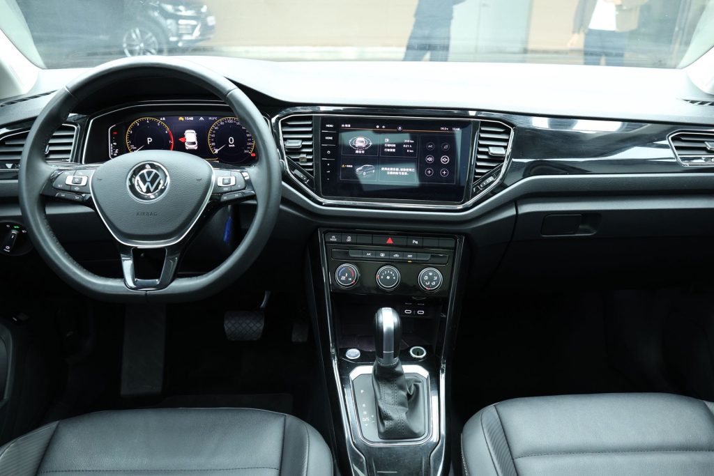 T-Roc 2022 года, 280TSI, DSG, передний привод, версия «Comfort PLUS» - AUTO STAR