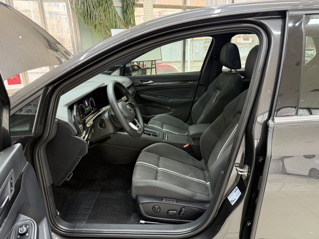 Volkswagen Golf, 2023 модельный год, 280TSI DSG R-Line Lite - AUTO STAR