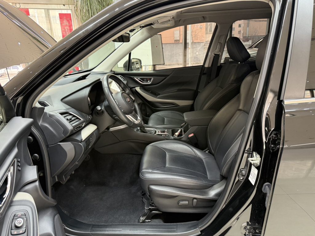 Subaru Forester, 2022 модельный год, 2.0i AWD, версия Luxury с EyeSight - AUTO STAR