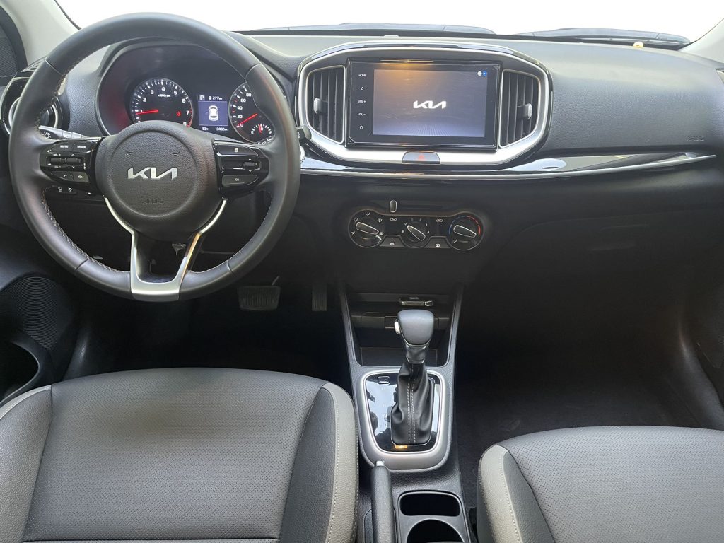 Kia K3, 2021 г. выпуска, 1,4 л, CVT, версия «Fun» - AUTO STAR