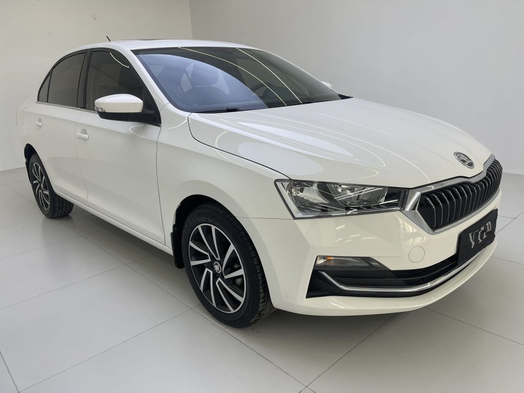 Skoda Rapid, 2020 г. выпуска, 1,5 л, автоматическая коробка передач, стандартная комплектация - AUTO STAR
