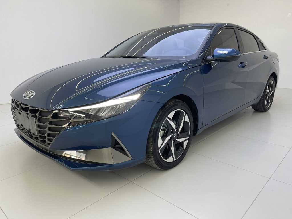 Hyundai Elantra, 2022 модельный год, 1,5 л, CVT, версия LUX - AUTO STAR