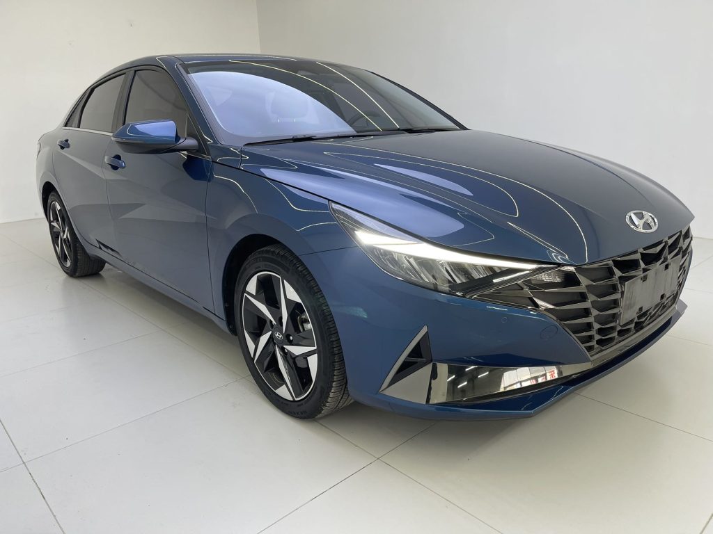 Hyundai Elantra, 2022 модельный год, 1,5 л, CVT, версия LUX - AUTO STAR