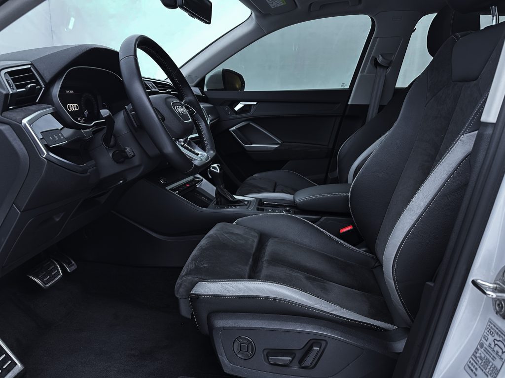 Audi Q3 2021 модельного года 35 TFSI версия «Sporty» - AUTO STAR