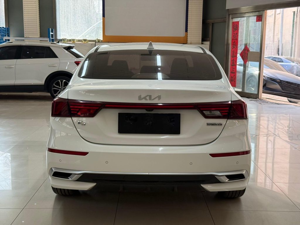 Kia K3, 2021 модельный год, обновленная версия, 1,5 л, CVT, версия «Fashion» - AUTO STAR