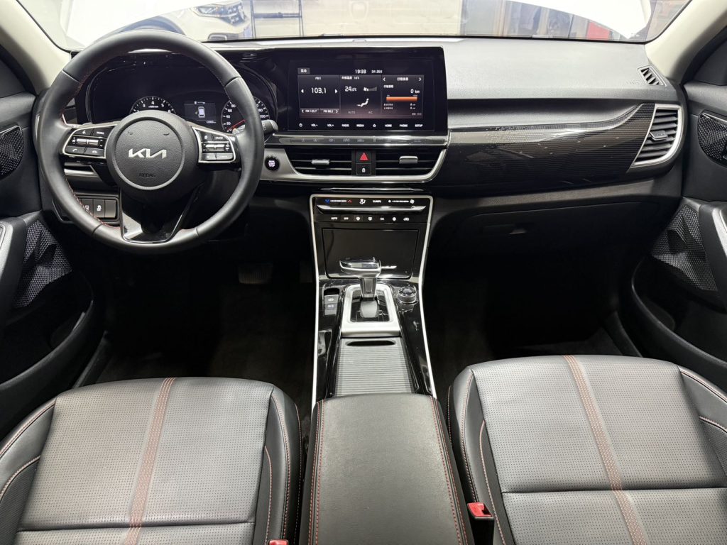 Kia KX3 2021 г. 1,5 л CVT Trend Edition - AUTO STAR