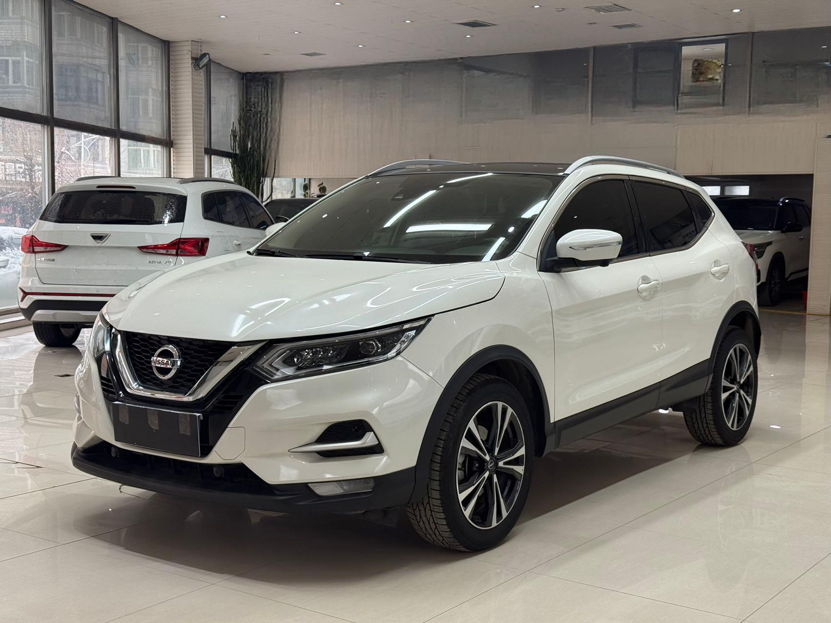 Nissan QASHQAI,2022 г. выпуска, 2,0 л, CVT, XV Prem. Luxury Edition