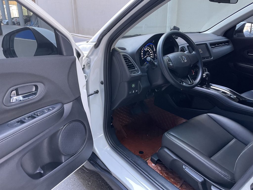 Honda Vezel, 2022 г. выпуска, 1,5 л, CVT, версия Elite Smart Enjoy - AUTO STAR