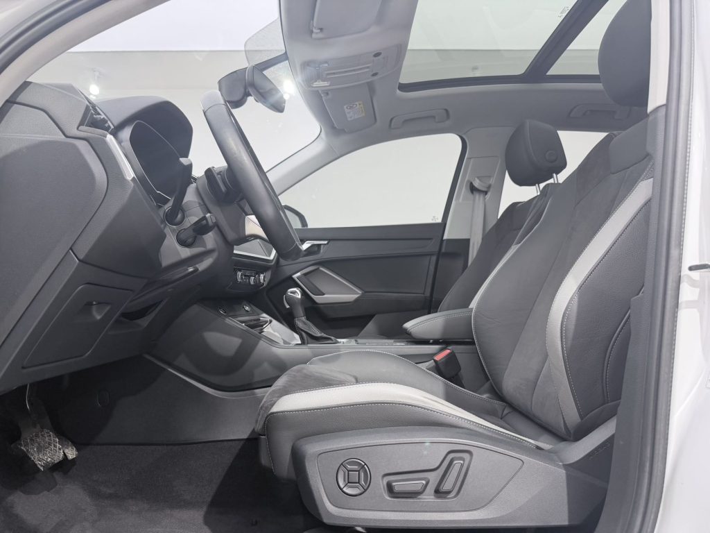 Audi Q3 2021 года, версия 35 Sport - AUTO STAR