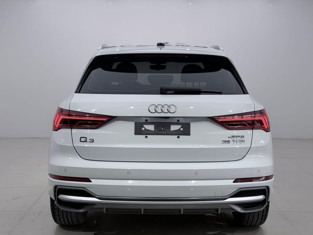 Audi Q3 2021 года, версия 35 Sport - AUTO STAR
