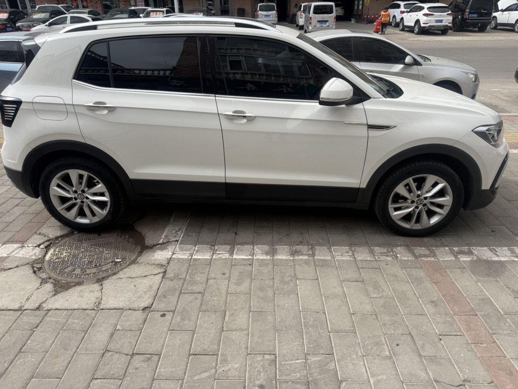 Volkswagen TCROSS 2021 года, 1,5 л, автоматическая коробка передач, версия «Комфорт» - AUTO STAR