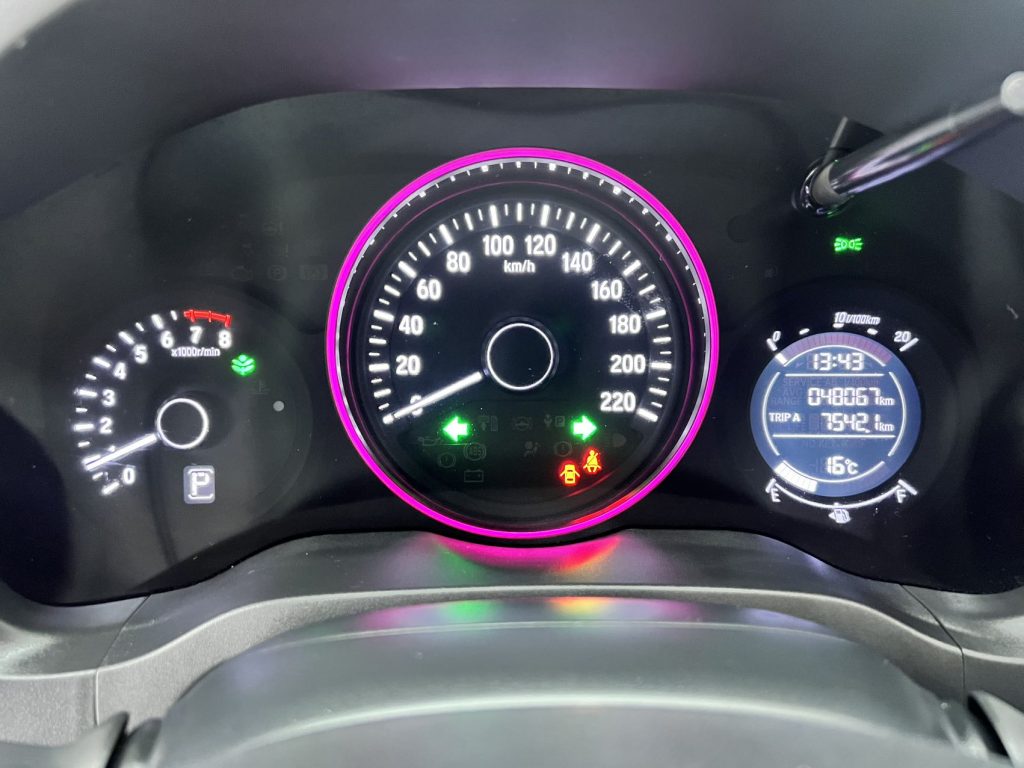 Honda Vezel 2022 года, 1,5 л, CVT, версия «Phantom Night Pioneer» - AUTO STAR