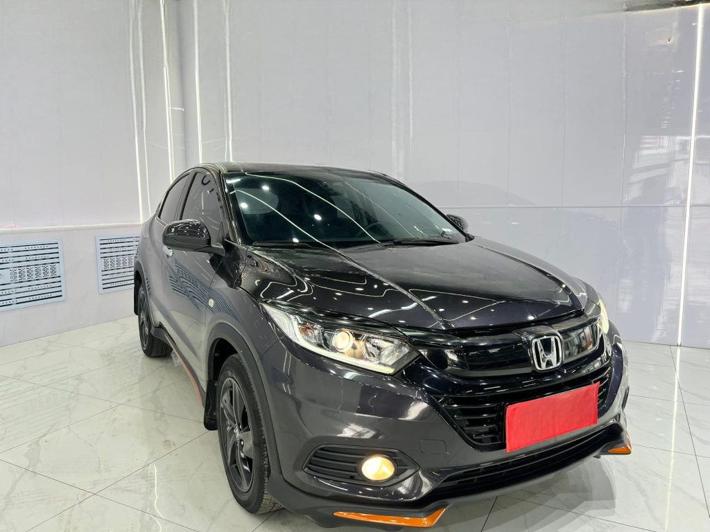 Honda Vezel 2022 года, 1,5 л, CVT, версия «Phantom Night Pioneer» - AUTO STAR