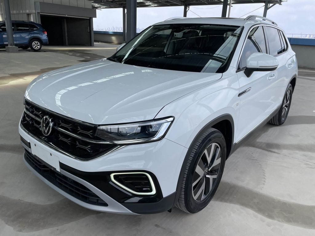 Volkswagen TAYRON 2023 модельного года, 280TSI, 2WD, версия «Luxury Plus Advanced» - AUTO STAR