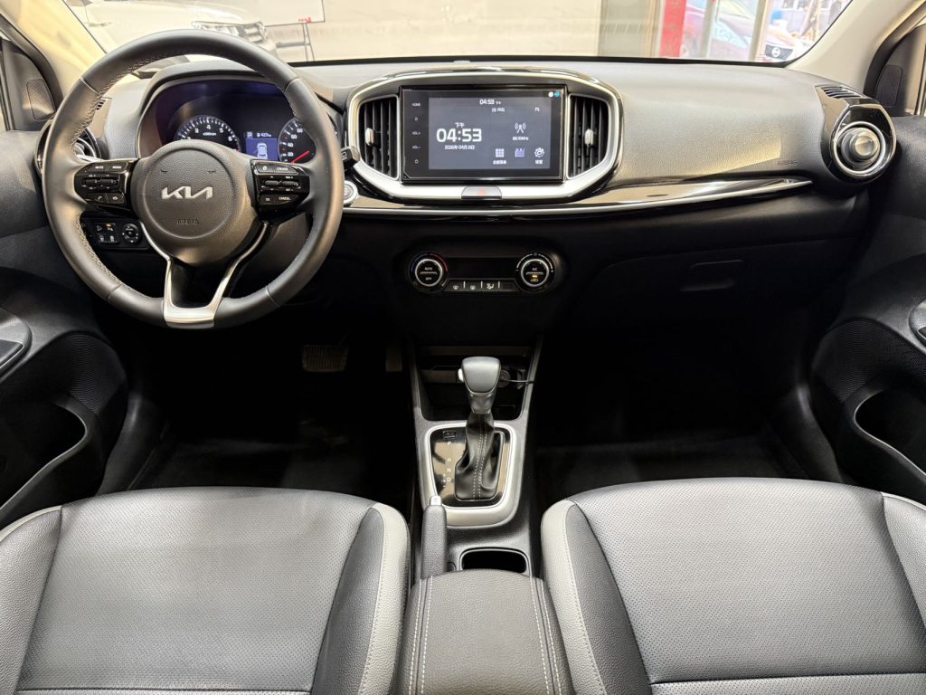 Kia KX1, 2021 г. выпуска, 1,4 л, CVT, версия с люком «Fun View» - AUTO STAR