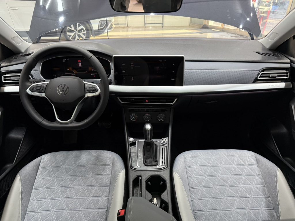 Volkswagen Lavida, 2023 модельный год, 280TSI DSG, версия «Starry Sky Full Enjoy» - AUTO STAR