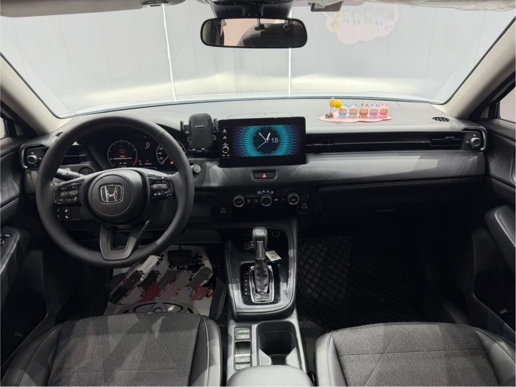 Honda Vezel, 2023 г. выпуска, 1,5 л, CVT, версия «Tech» - AUTO STAR