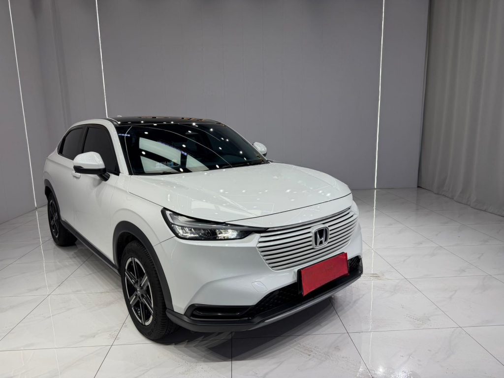 Honda Vezel, 2023 г. выпуска, 1,5 л, CVT, версия «Tech» - AUTO STAR