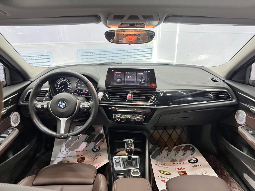 BMW 1 серии 2023 года, 120i M Sport Night Edition - AUTO STAR