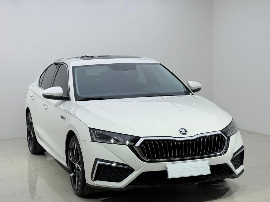 Skoda Octavia PRO 2021 года,TSI280, версия «Престиж» - AUTO STAR