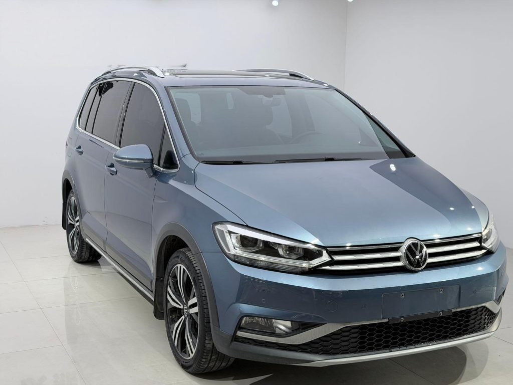 2021 модельный год, Volkswagen Touran L, 280TSI DSG, версия «Tuo Jie», 7-местный - AUTO STAR