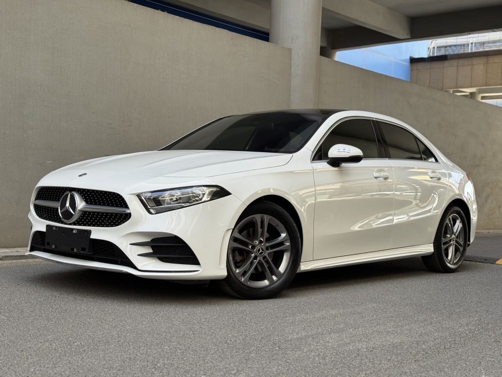 Mercedes-Benz A 180L 2022 года, спортивный седан - AUTO STAR
