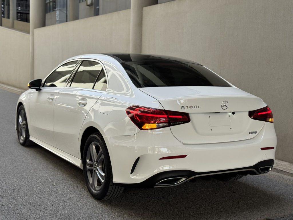 Mercedes-Benz A 180L 2022 года, спортивный седан - AUTO STAR