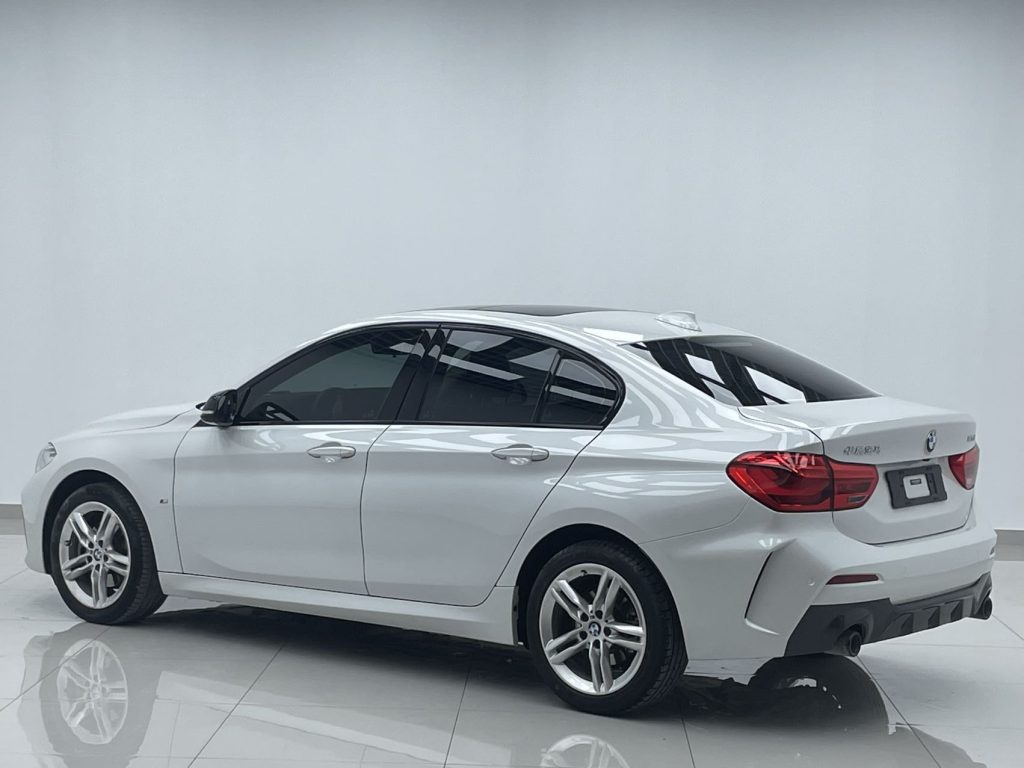 BMW 1 серии 2022 модельный год 120i M Sport Night Edition - AUTO STAR