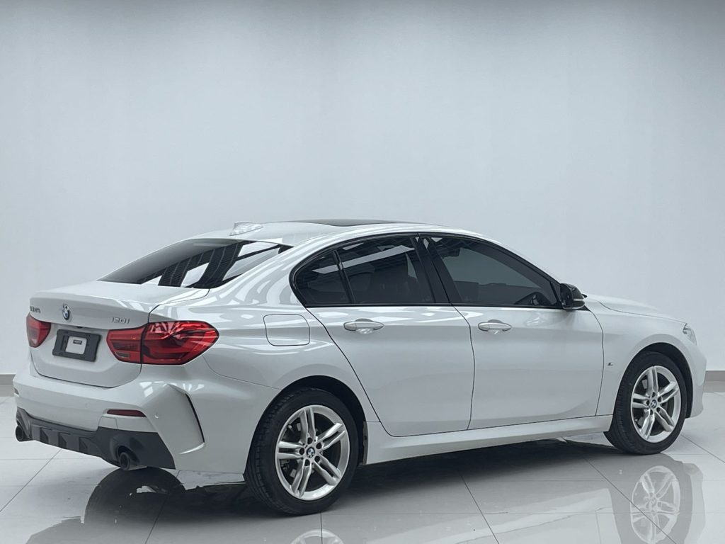 BMW 1 серии 2022 модельный год 120i M Sport Night Edition - AUTO STAR