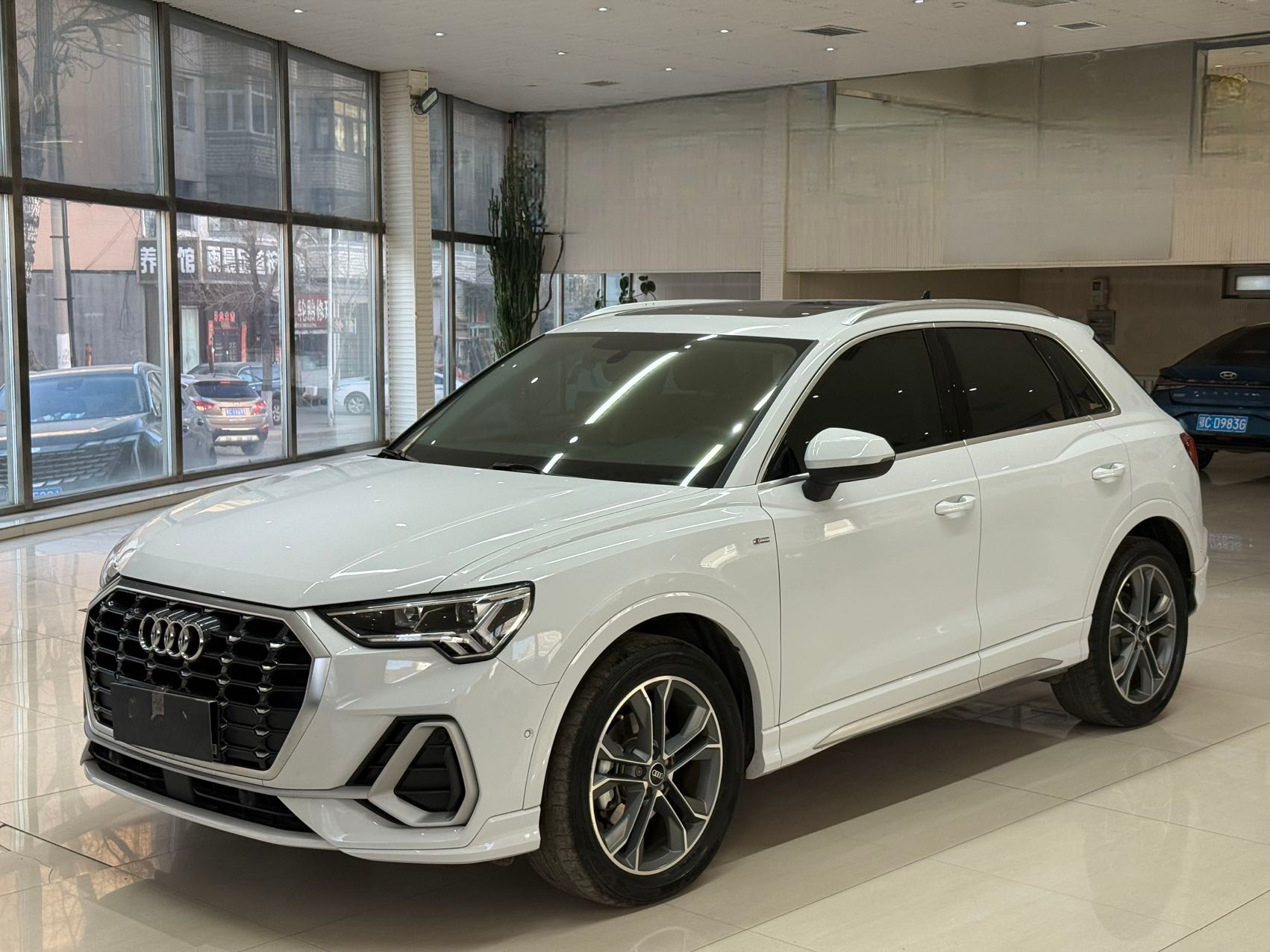 Audi Q3, 2022 модельный год, 35 TFSI, версия «Sporty»