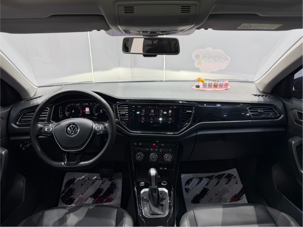 Volkswagen T-ROC 2022 модельный год 280TSI DSG 2WD Comfort PLUS - AUTO STAR