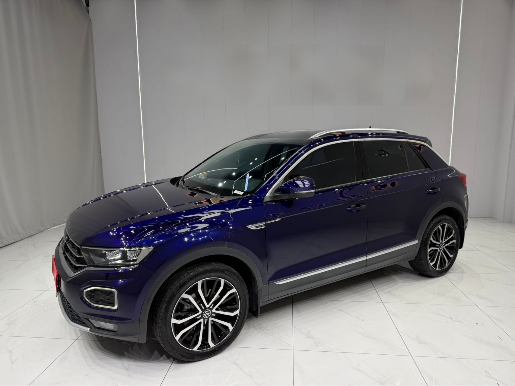 Volkswagen T-ROC  2022 модельный год  280TSI DSG  2WD  Comfort PLUS