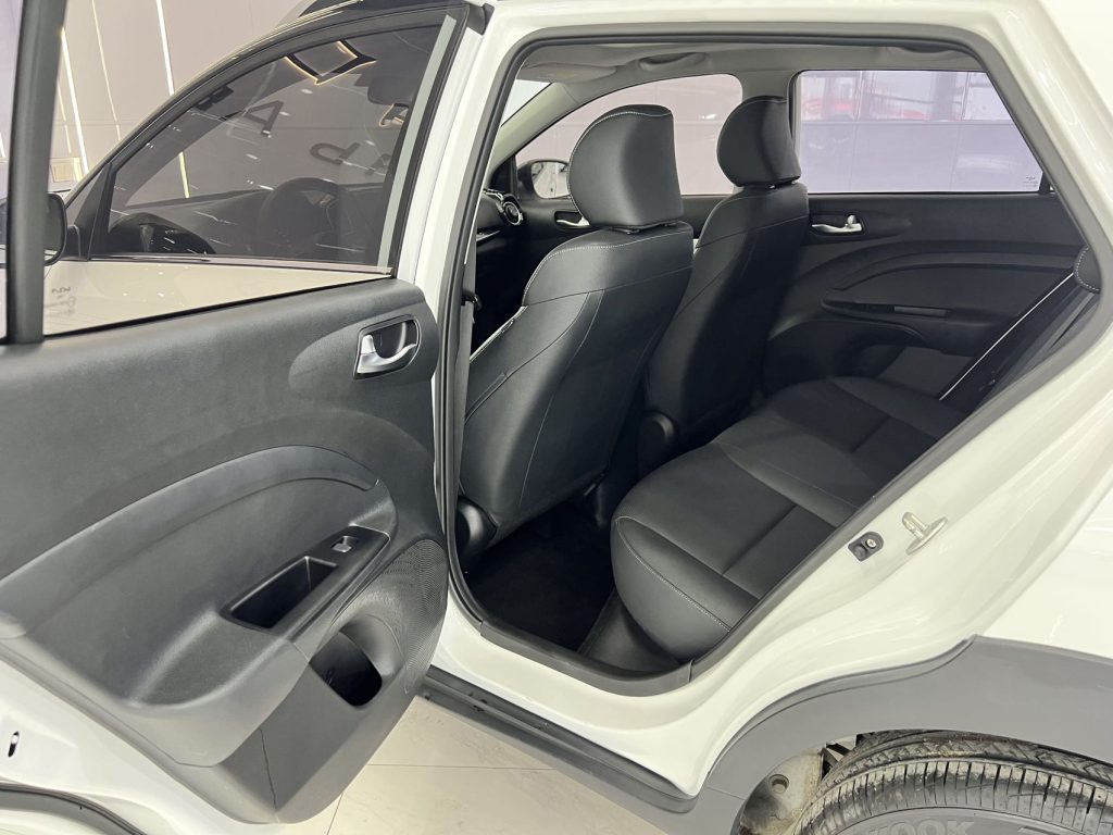 Kia Kx1 2021 года, 1,4 л, CVT, версия с люком «Fun View» - AUTO STAR