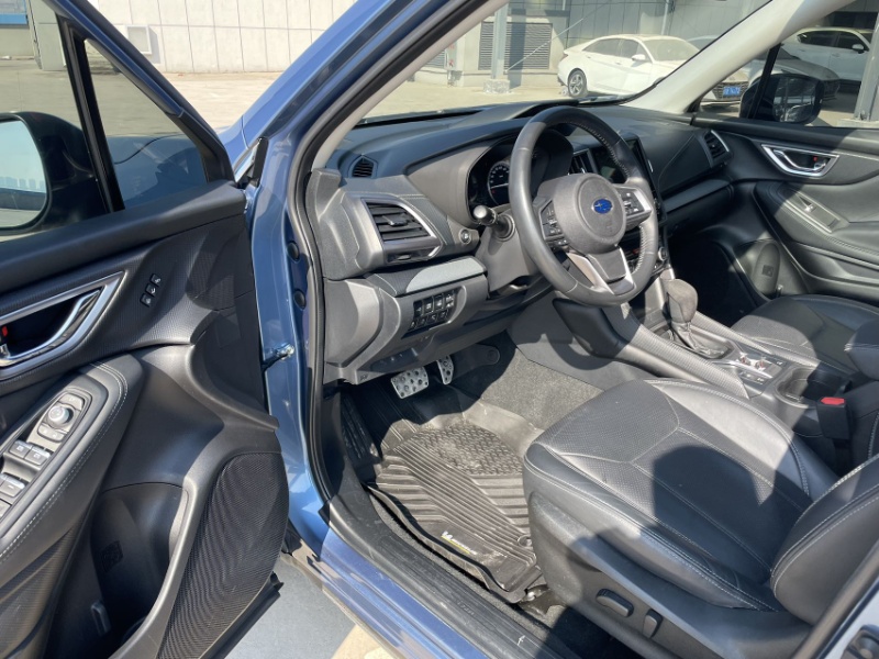 Subaru Forester, 2021 г., 2.0i, версия «Флагман» с EyeSight - AUTO STAR