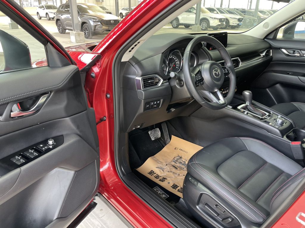 Mazda CX-5 2021 г. 2,0 л Автомат, передний привод, версия «Black Knight» - AUTO STAR