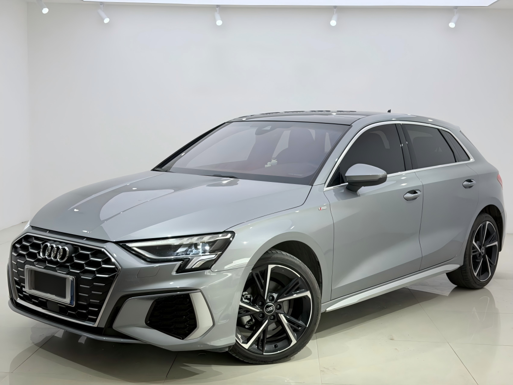 Audi A3 Sportback 2023 года, 35TFSI, версия «Sport» - AUTO STAR