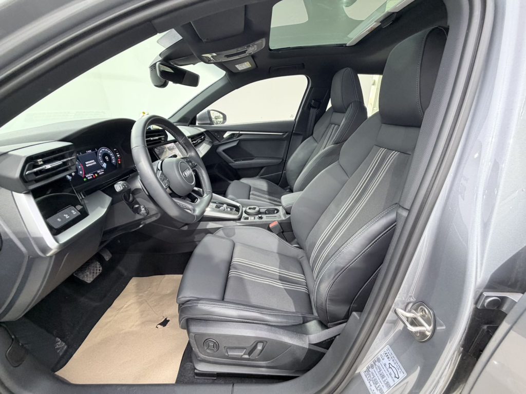 Audi A3 Sportback 2023 года, 35TFSI, версия «Sport» - AUTO STAR