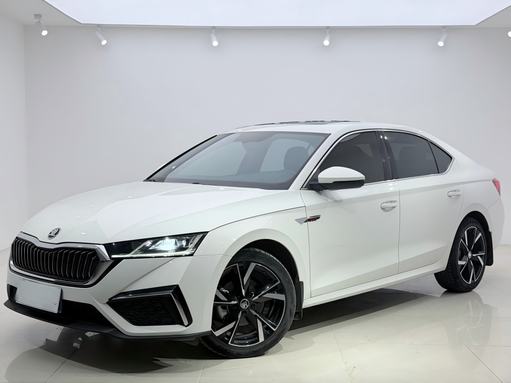 Skoda Octavia PRO 2021 года, TSI280, версия «Престиж» - AUTO STAR