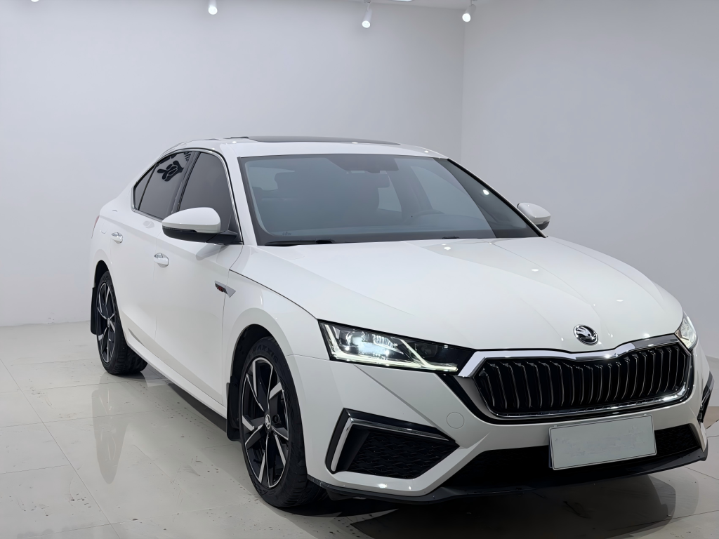 Skoda Octavia PRO 2021 года, TSI280, версия «Престиж» - AUTO STAR