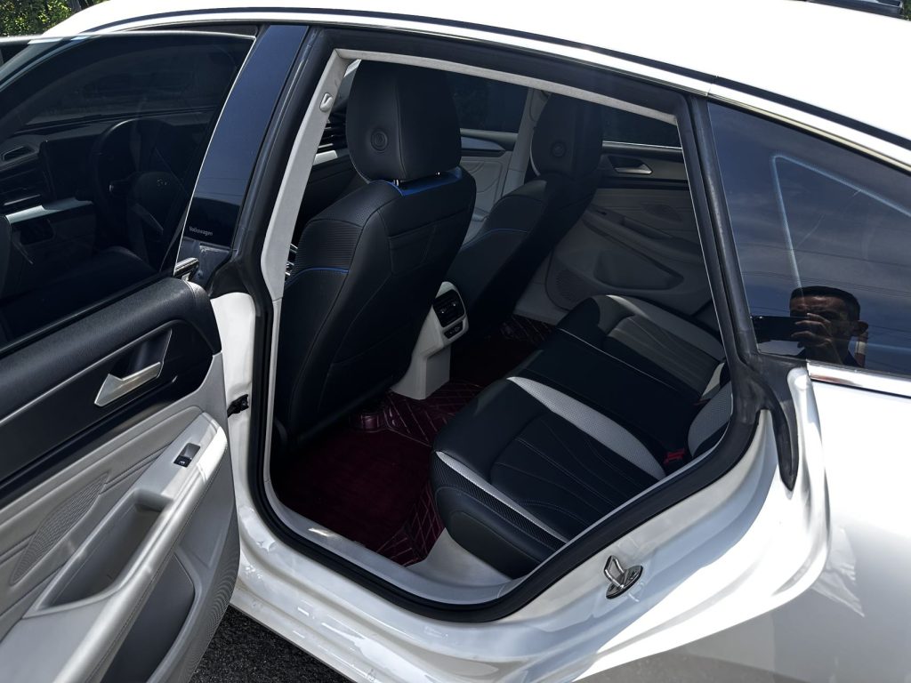 LAMANDO L 2022 года, 280TSI DSG «Super Hot» флагманская версия - AUTO STAR